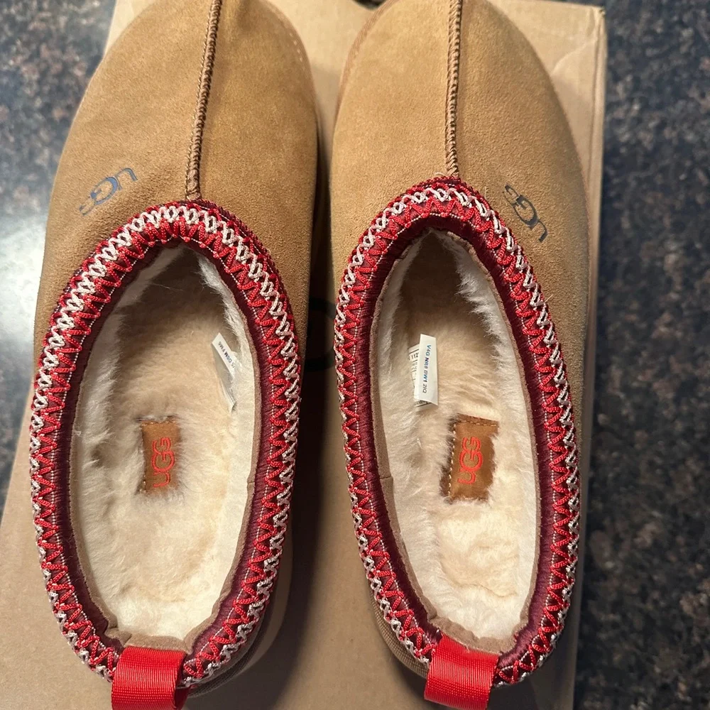 UGG Women's Tazz- Size 10 - Picture 4 of 8